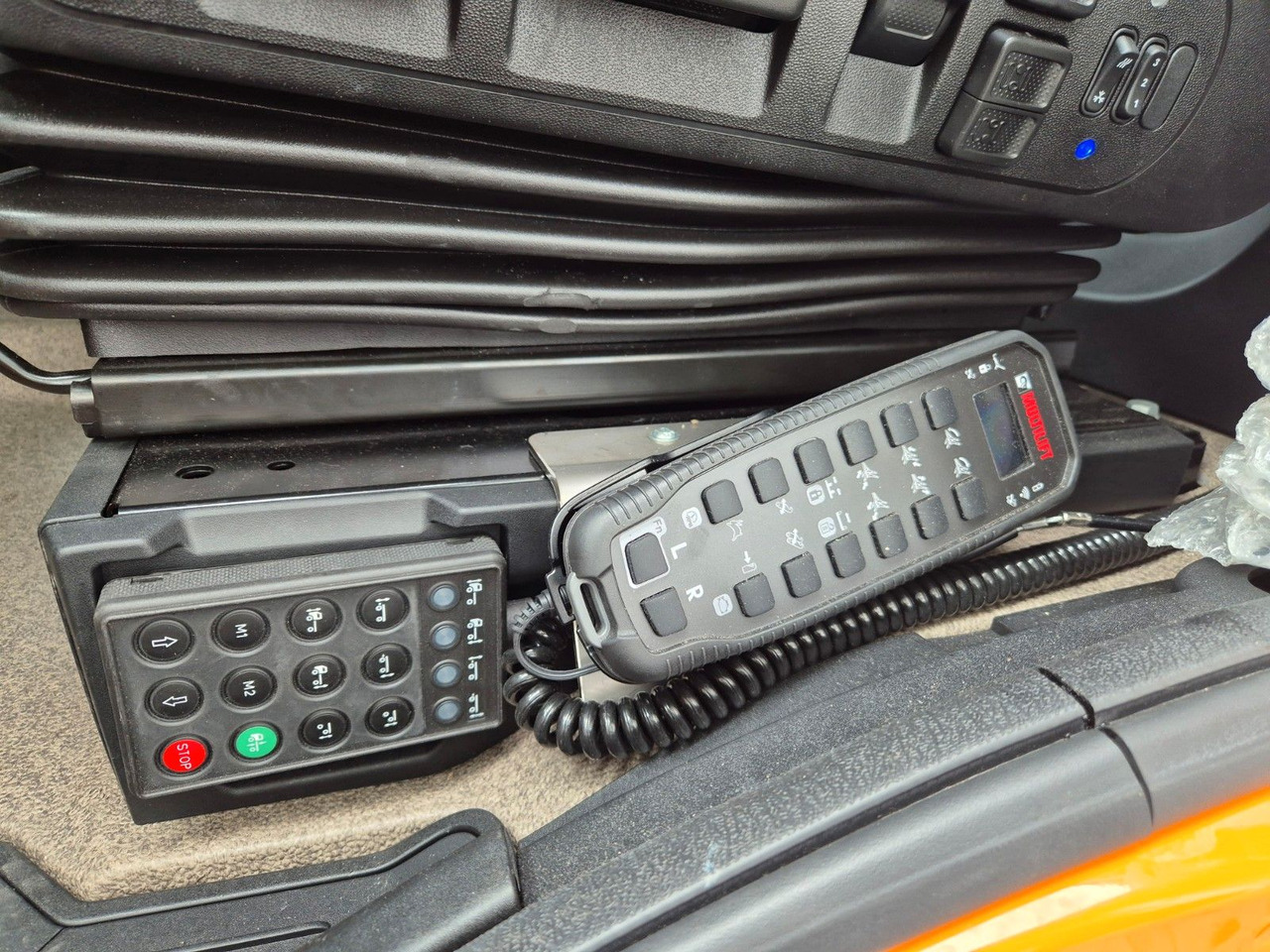 Camion basculantă Iveco AS280X58Y/ PS ON Hiab FTR18 Funk AHK Bett Cam: Foto 29