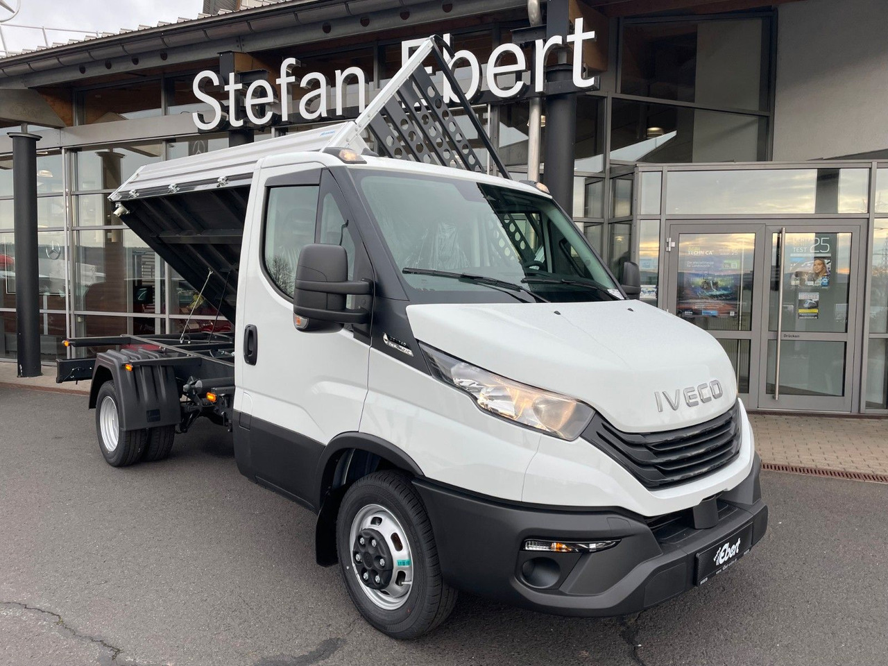 Iveco Daily 35C14 A8 *R3.450mm*Automatik* 7x vorhanden - Autoutilitară basculantă: Foto 1 Iveco Daily 35C14 A8 *R3.450mm*Automatik* 7x vorhanden - Autoutilitară basculantă: Foto 1