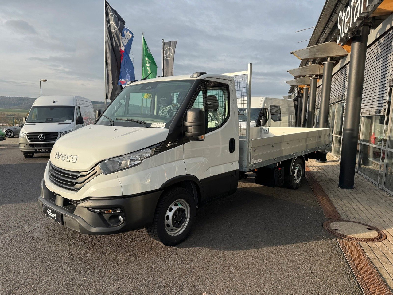 Iveco Daily 35S14 A8*L4.260mm*Automatik*Kamera* - Autoutilitară cu platformă: Foto 4 Iveco Daily 35S14 A8*L4.260mm*Automatik*Kamera* - Autoutilitară cu platformă: Foto 4
