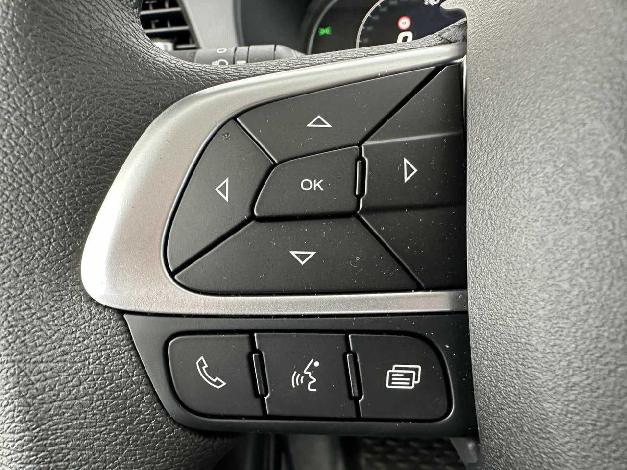 Autoutilitară cu platformă Iveco Daily 35S16 H 3.0L *R3.750mm*AHK*Automatik* 2x: Foto 9 Autoutilitară cu platformă Iveco Daily 35S16 H 3.0L *R3.750mm*AHK*Automatik* 2x: Foto 9