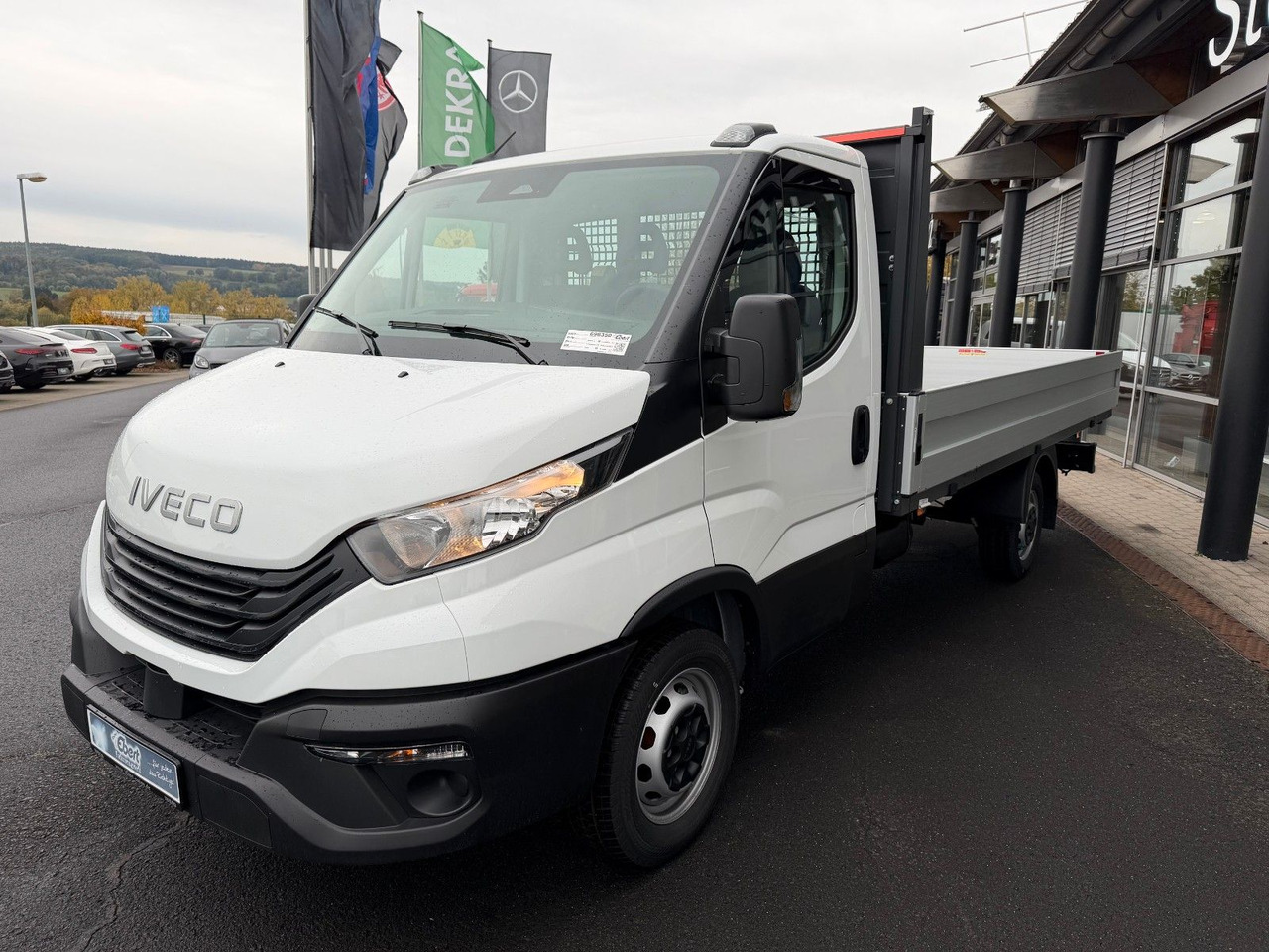 Iveco Daily 35S16 H 3.0L *R3.750mm*AHK*Klima* - Autoutilitară cu platformă: Foto 3 Iveco Daily 35S16 H 3.0L *R3.750mm*AHK*Klima* - Autoutilitară cu platformă: Foto 3