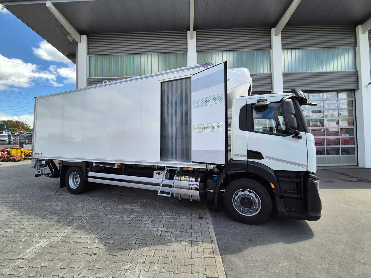 Iveco S-Way AD190S40/FP ThermoKing T-1000R LBW Tür AHK - Camion frigider: Foto 4 Iveco S-Way AD190S40/FP ThermoKing T-1000R LBW Tür AHK - Camion frigider: Foto 4