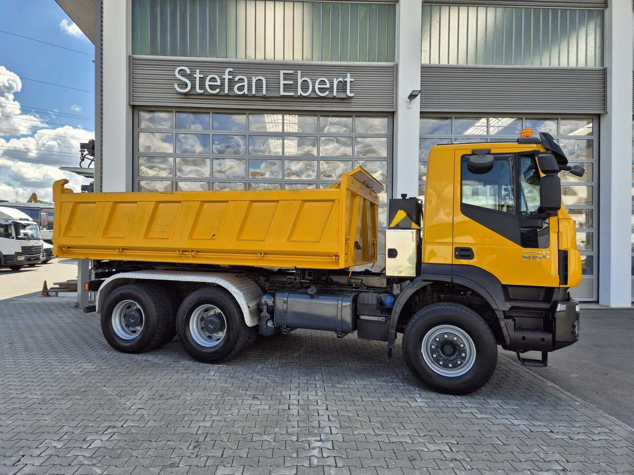 Iveco Trakker AD380T50 6x4 Kipper/SZM Wechselsystem - Camion basculantă: Foto 5 Iveco Trakker AD380T50 6x4 Kipper/SZM Wechselsystem - Camion basculantă: Foto 5