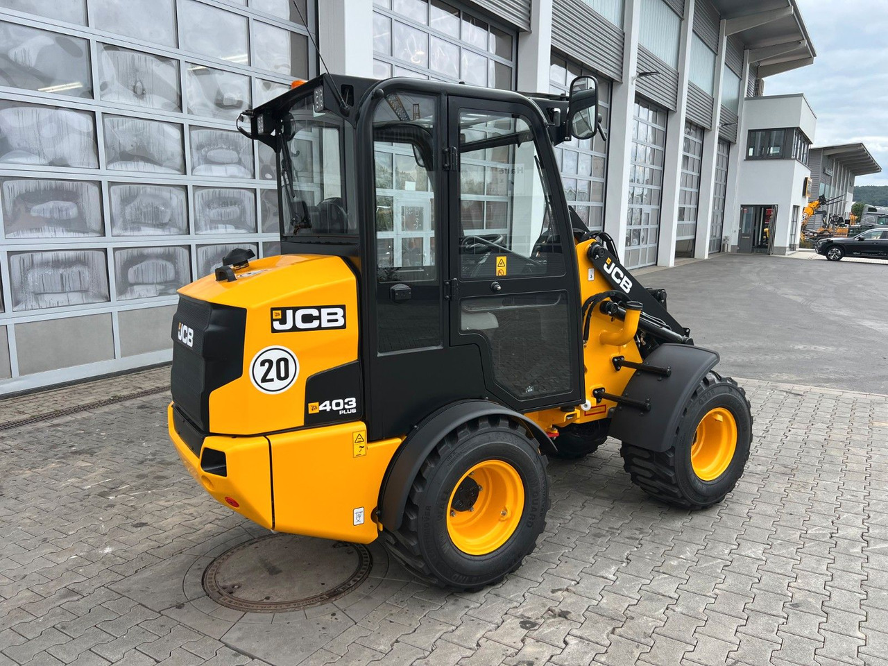 JCB 403 Plus / Neufahrzeug / 2025 / Gabel / Schaufel - Încărcător frontal pe pneuri: Foto 3 JCB 403 Plus / Neufahrzeug / 2025 / Gabel / Schaufel - Încărcător frontal pe pneuri: Foto 3