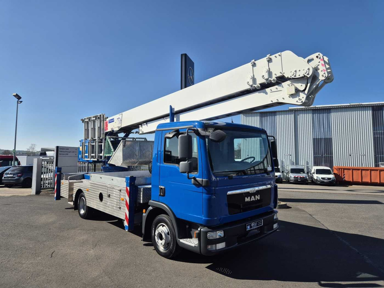 MAN TGL 8.150 Dachdeckerkran Klaas K25-30 TSP Funk - Camion cu macara: Foto 4 MAN TGL 8.150 Dachdeckerkran Klaas K25-30 TSP Funk - Camion cu macara: Foto 4