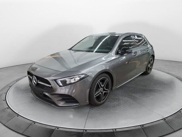 Mercedes-Benz A 180 AMG+LED+IHC+RFK+TotWinkel+SFIntegration - Automobil: Foto 1 Mercedes-Benz A 180 AMG+LED+IHC+RFK+TotWinkel+SFIntegration - Automobil: Foto 1