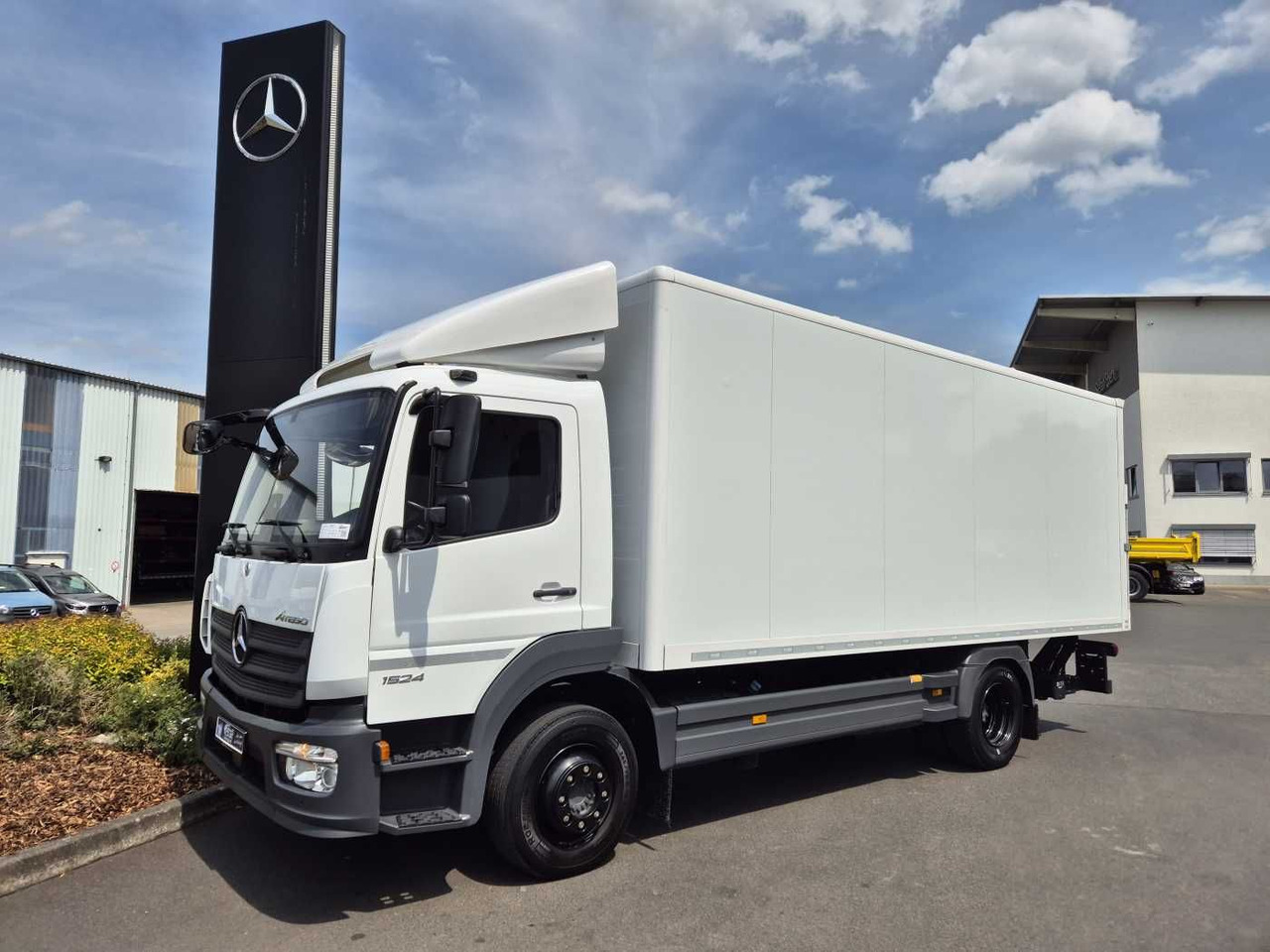 Mercedes-Benz Atego 1524 L LBW 1.500kg Standheizung Klima - Camion furgon: Foto 4 Mercedes-Benz Atego 1524 L LBW 1.500kg Standheizung Klima - Camion furgon: Foto 4