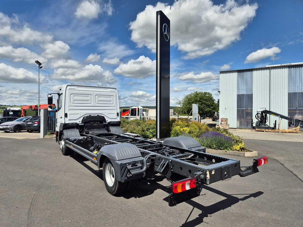 Mercedes-Benz Atego 818 L Fahrgestell, 6 Stück vorhanden Mercedes-Benz Atego 818 L Fahrgestell, 2 Stück vorhanden - Camion şasiu: Foto 4 Mercedes-Benz Atego 818 L Fahrgestell, 6 Stück vorhanden Mercedes-Benz Atego 818 L Fahrgestell, 2 Stück vorhanden - Camion şasiu: Foto 4