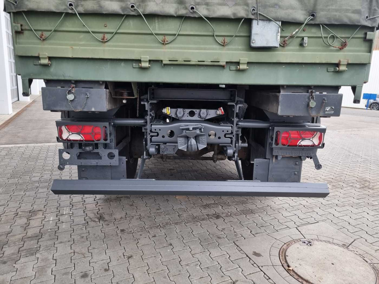 Mercedes-Benz Axor 1829 A 4x4 Pritsche/Plane 10 Stück în leasing Mercedes-Benz Axor 1829 A 4x4 Pritsche/Plane 10 Stück: Foto 9 Mercedes-Benz Axor 1829 A 4x4 Pritsche/Plane 10 Stück în leasing Mercedes-Benz Axor 1829 A 4x4 Pritsche/Plane 10 Stück: Foto 9