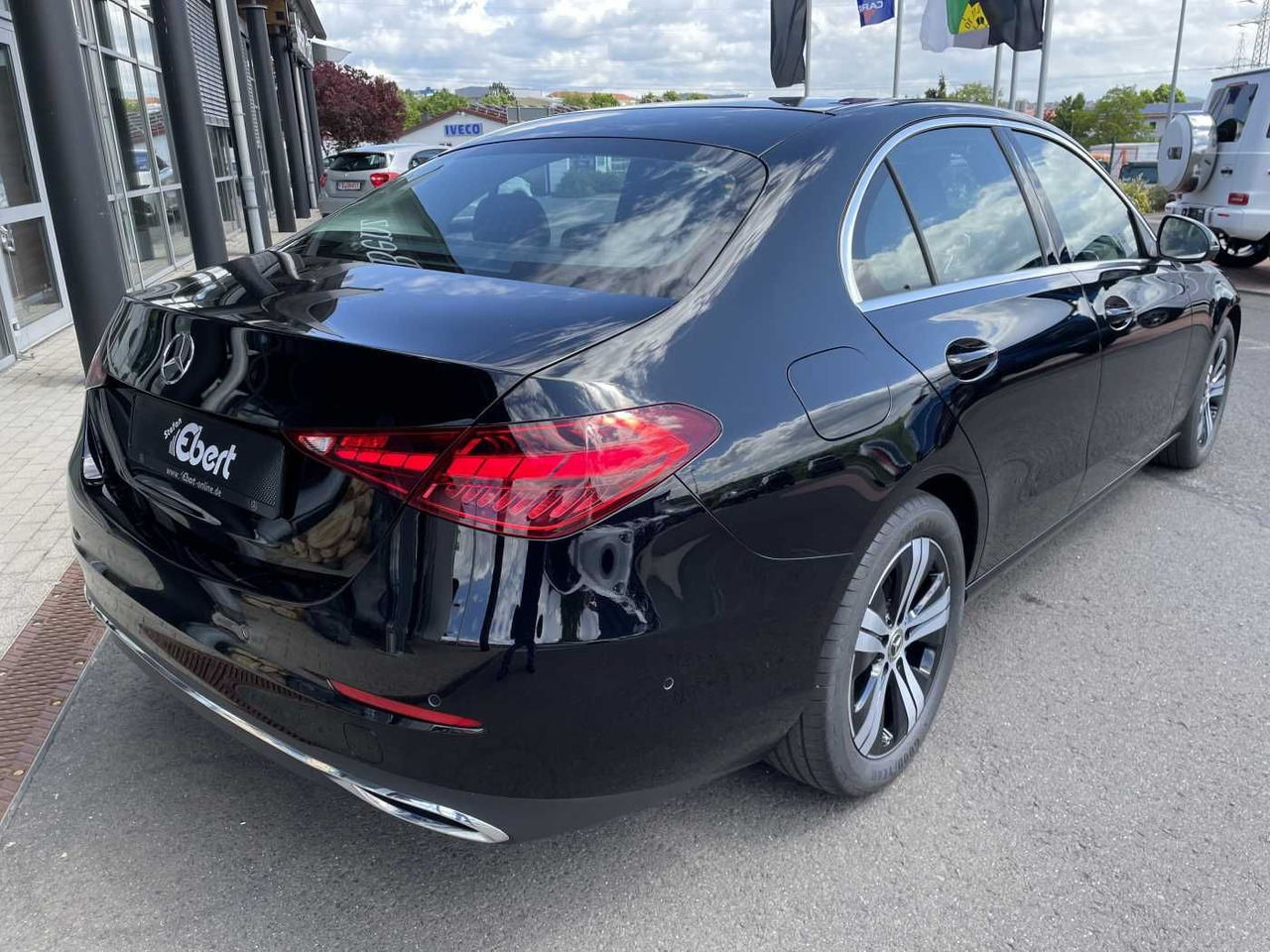 Mercedes-Benz C 180 9G Avantgarde Memory+Distr+ 360°+Keyless+L - Berlină/ Sedan: Foto 4 Mercedes-Benz C 180 9G Avantgarde Memory+Distr+ 360°+Keyless+L - Berlină/ Sedan: Foto 4