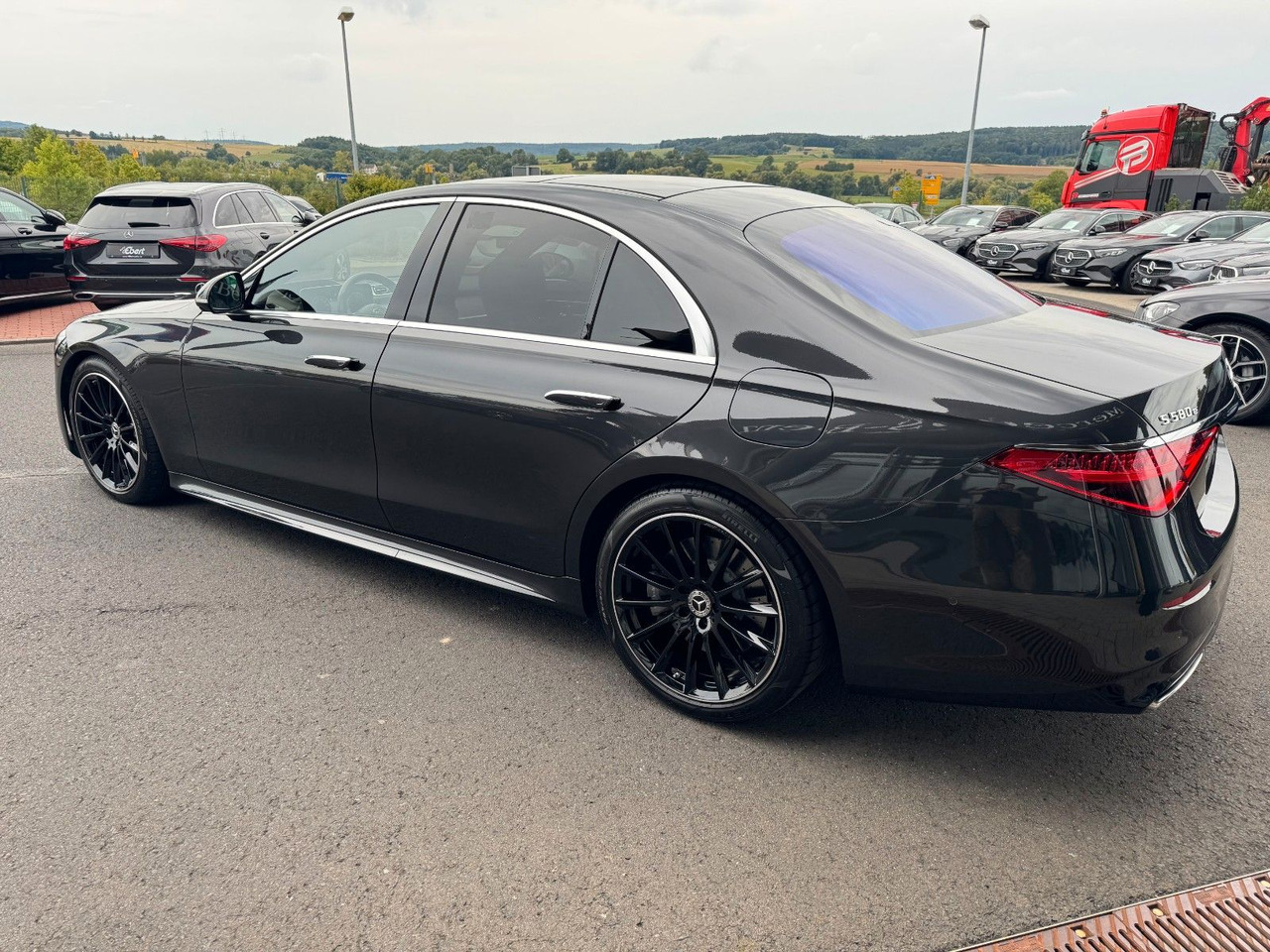 Mercedes-Benz S 580e AMG+Pano+Digital+Burm+3D+AirM+HUD+360+ - Berlină/ Sedan: Foto 3 Mercedes-Benz S 580e AMG+Pano+Digital+Burm+3D+AirM+HUD+360+ - Berlină/ Sedan: Foto 3