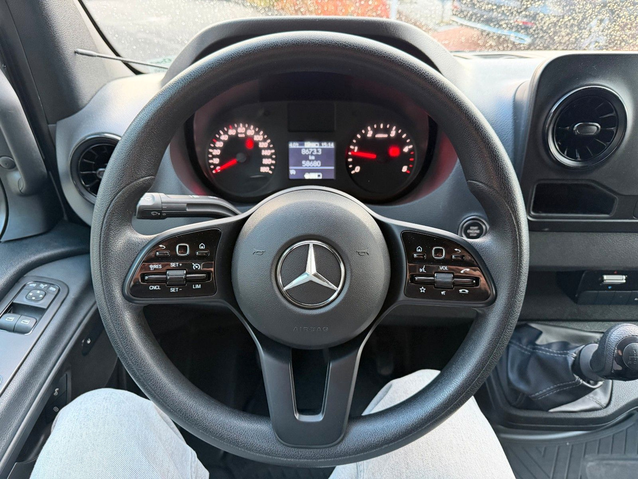 Dubă Mercedes-Benz Sprinter 317 CDI 3665 Klima 360 SHZ MBUX: Foto 13 Dubă Mercedes-Benz Sprinter 317 CDI 3665 Klima 360 SHZ MBUX: Foto 13