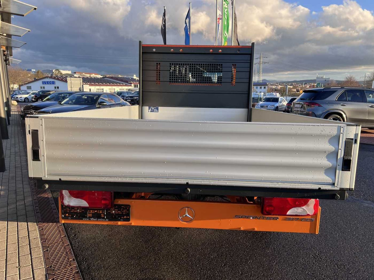 Mercedes-Benz Sprinter 317 CDI DoKa 4325 Klima MBUX Stdheiz - Autoutilitară cu platformă, Autoutilitară cabină dublă: Foto 5 Mercedes-Benz Sprinter 317 CDI DoKa 4325 Klima MBUX Stdheiz - Autoutilitară cu platformă, Autoutilitară cabină dublă: Foto 5