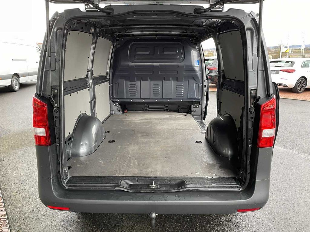 Mercedes-Benz Vito 114 CDI 3200 Klima Kamera AHK Navi Tempomat Mercedes-Benz Vito 114 CDI 3200 Klima Kamera AHK Navi Tempomat - Dubă: Foto 5 Mercedes-Benz Vito 114 CDI 3200 Klima Kamera AHK Navi Tempomat Mercedes-Benz Vito 114 CDI 3200 Klima Kamera AHK Navi Tempomat - Dubă: Foto 5