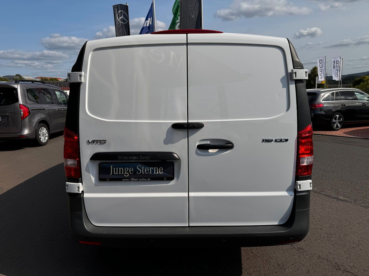 Mercedes-Benz Vito 116 CDI 3200 Klima Kamera Audio40 - Dubă: Foto 5 Mercedes-Benz Vito 116 CDI 3200 Klima Kamera Audio40 - Dubă: Foto 5