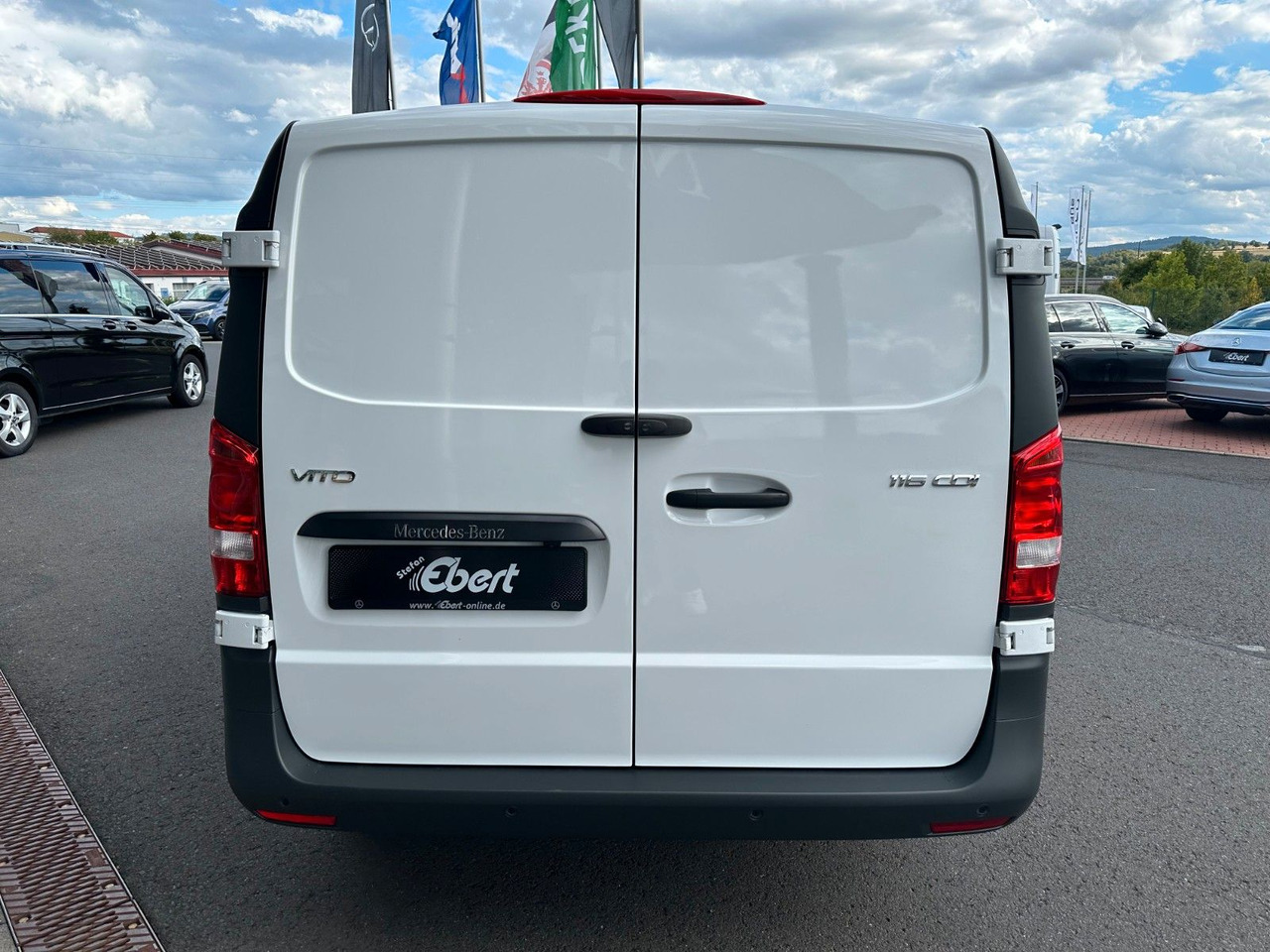 Mercedes-Benz Vito 116 CDI Klima Kamera Audio40 SHZ - Autoutilitară compactă: Foto 5 Mercedes-Benz Vito 116 CDI Klima Kamera Audio40 SHZ - Autoutilitară compactă: Foto 5