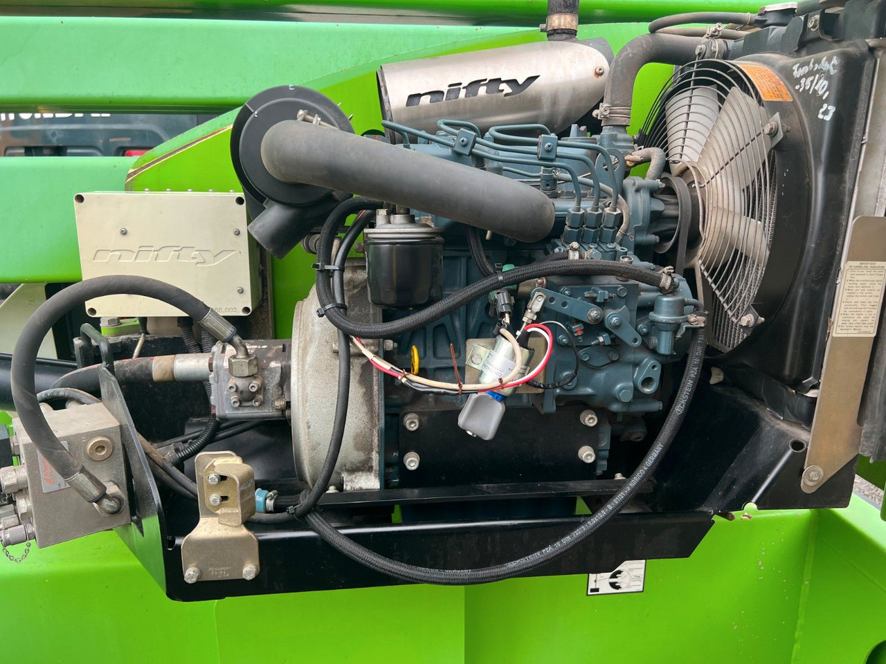 Camion cu nacela Niftylift HR17D 4X4 / 1.636h / 17m Arbeithöhe: Foto 22