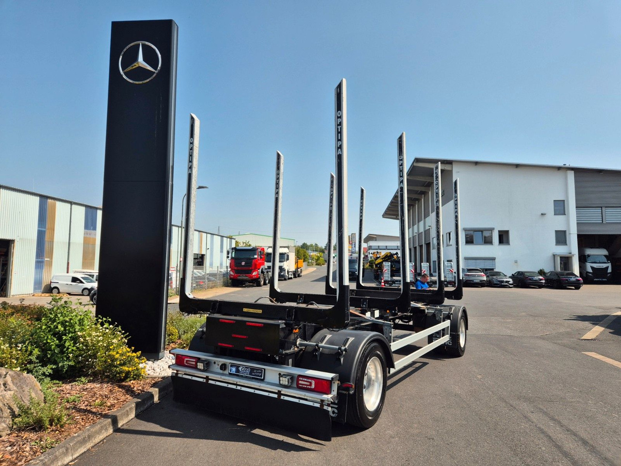 PAVIC HTA 20 QSTE 690 SAF Achsen Alu-Felgen - Remorcă transport busteni: Foto 3 PAVIC HTA 20 QSTE 690 SAF Achsen Alu-Felgen - Remorcă transport busteni: Foto 3