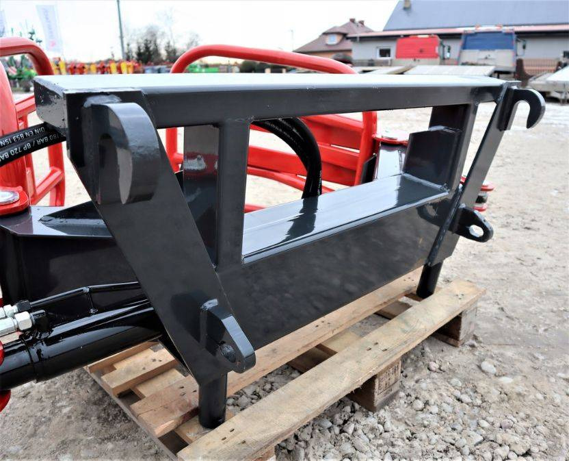 Bale grapple 1,2m ON STOCK - Clemă pentru Utilaje agricole: Foto 2 Bale grapple 1,2m ON STOCK - Clemă pentru Utilaje agricole: Foto 2