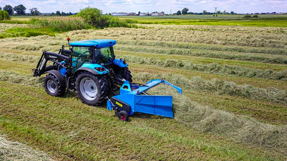 DOZAMECH HERON 225 Hay Turner and Rake - Maşină de întors fânul: Foto 4 DOZAMECH HERON 225 Hay Turner and Rake - Maşină de întors fânul: Foto 4