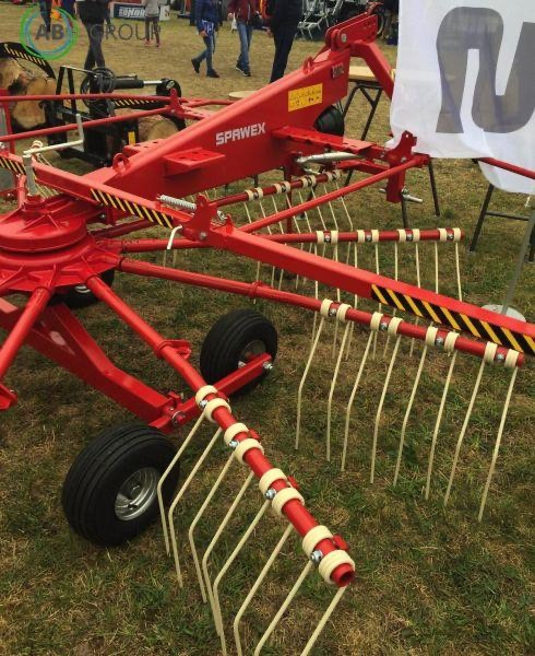 Spawex rotary rake ZG-450 - Maşină de întors fânul: Foto 3 Spawex rotary rake ZG-450 - Maşină de întors fânul: Foto 3