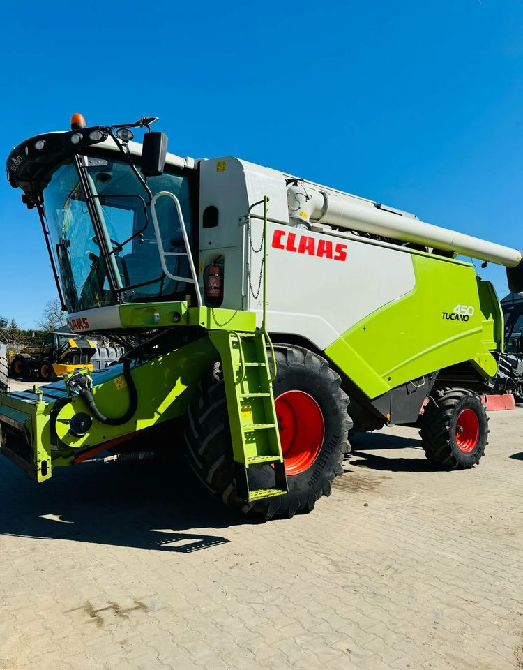 Claas Tucano 450 - Combină de recoltat cereale: Foto 3 Claas Tucano 450 - Combină de recoltat cereale: Foto 3