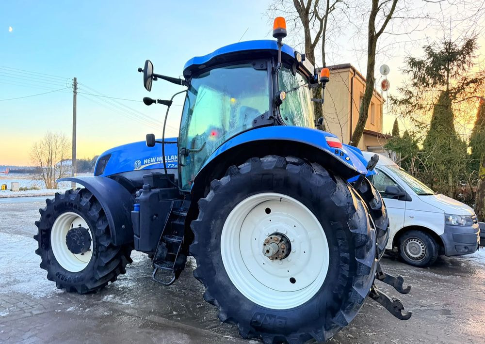 New Holland T7.260 - Tractor agricol: Foto 2 New Holland T7.260 - Tractor agricol: Foto 2
