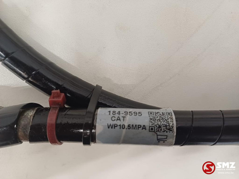 Caterpillar Hose Caterpillar - Hidraulică pentru Stivuitor: Foto 4 Caterpillar Hose Caterpillar - Hidraulică pentru Stivuitor: Foto 4