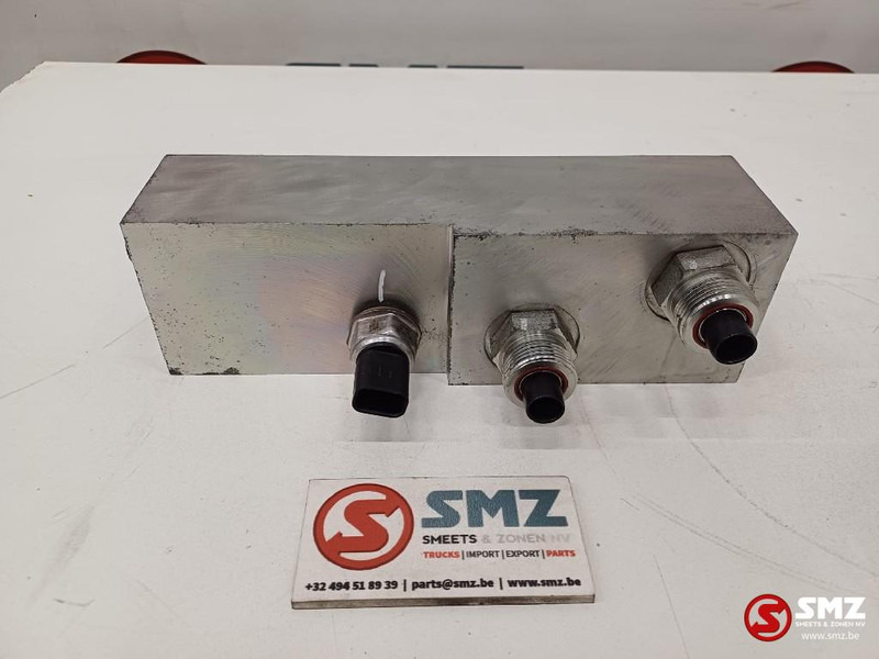 Caterpillar Hydraulic block Caterpillar - Hidraulică pentru Camion: Foto 2 Caterpillar Hydraulic block Caterpillar - Hidraulică pentru Camion: Foto 2