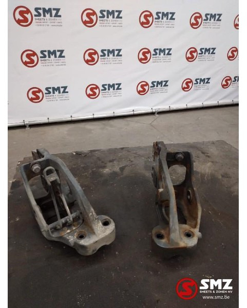 DAF Occ set voorste cabinebeugel links+rechts DAF CF85 - Suspensie cabină pentru Camion: Foto 1 DAF Occ set voorste cabinebeugel links+rechts DAF CF85 - Suspensie cabină pentru Camion: Foto 1