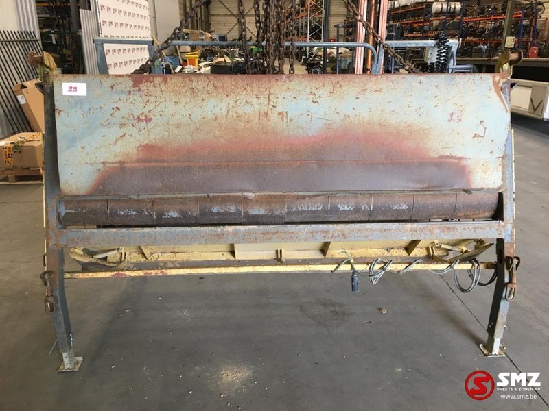 Diversen Occ Grind spreider - Sararita: Foto 1 Diversen Occ Grind spreider - Sararita: Foto 1