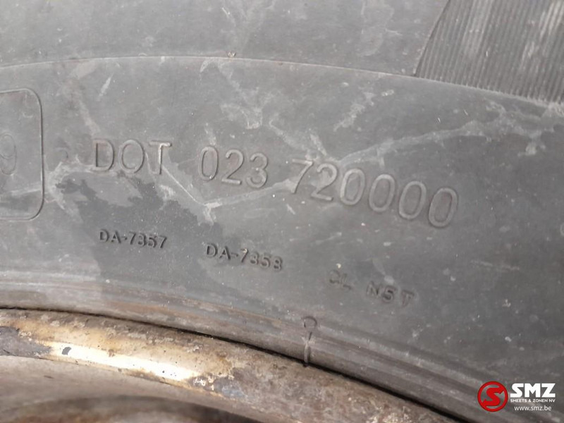 Diversen Occ vrachtwagenband Apollo 315/80R22.5 156/150L - Anvelopă pentru Camion: Foto 5 Diversen Occ vrachtwagenband Apollo 315/80R22.5 156/150L - Anvelopă pentru Camion: Foto 5