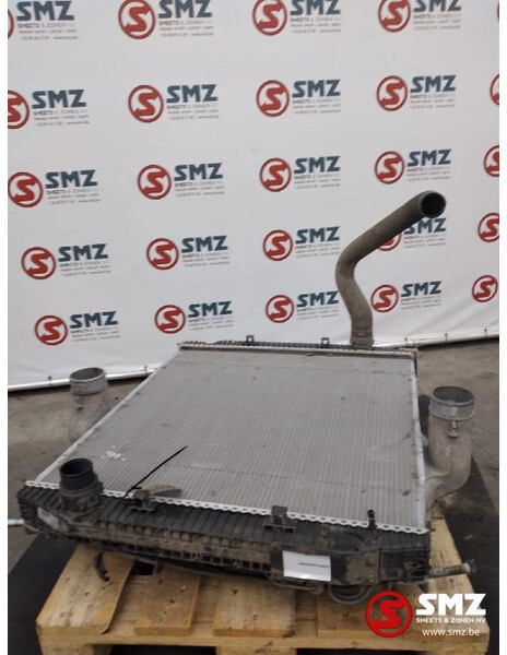 Iveco Occ radiator Iveco Trakker 41225857 - Radiator pentru Camion: Foto 1 Iveco Occ radiator Iveco Trakker 41225857 - Radiator pentru Camion: Foto 1