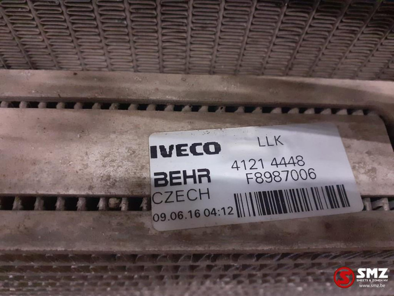 Iveco Occ radiator + intercooler + condensator Iveco - Radiator pentru Camion: Foto 5 Iveco Occ radiator + intercooler + condensator Iveco - Radiator pentru Camion: Foto 5