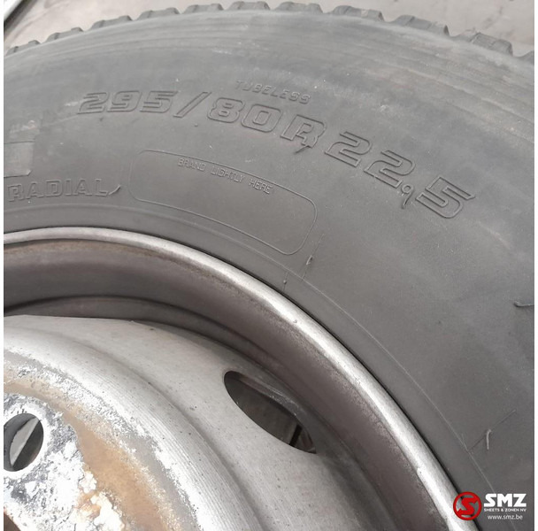 Kumho Occ vrachtwagenband 295/80R22.5 152/148M Kumho - Anvelopă pentru Camion: Foto 3 Kumho Occ vrachtwagenband 295/80R22.5 152/148M Kumho - Anvelopă pentru Camion: Foto 3