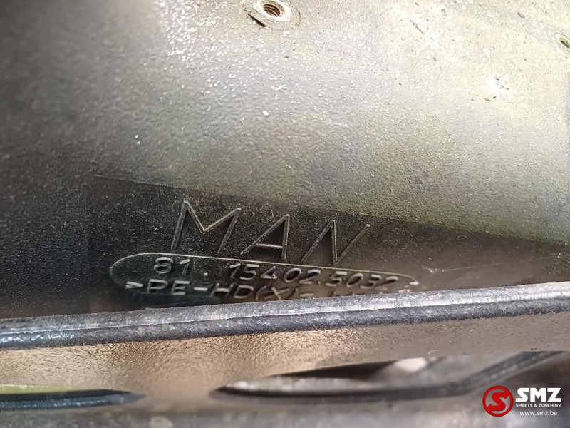 MAN Occ AdBlue tank MAN - Sistem de alimentare combustibil pentru Camion: Foto 5 MAN Occ AdBlue tank MAN - Sistem de alimentare combustibil pentru Camion: Foto 5