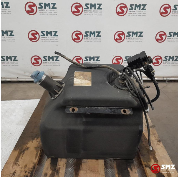 MAN Occ AdBluetank 35L + AdBlueniveausensor MAN - Sistem de alimentare combustibil pentru Camion: Foto 1 MAN Occ AdBluetank 35L + AdBlueniveausensor MAN - Sistem de alimentare combustibil pentru Camion: Foto 1