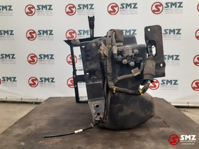 MAN Occ AdBluetank 60L MAN - Sistem de alimentare combustibil pentru Camion: Foto 4 MAN Occ AdBluetank 60L MAN - Sistem de alimentare combustibil pentru Camion: Foto 4