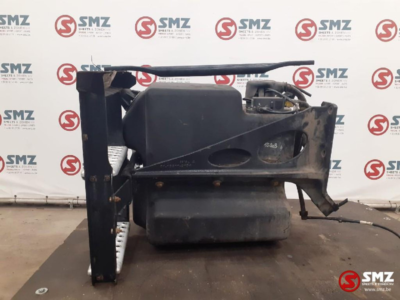 MAN Occ AdBluetank 60L MAN - Sistem de alimentare combustibil pentru Camion: Foto 2 MAN Occ AdBluetank 60L MAN - Sistem de alimentare combustibil pentru Camion: Foto 2