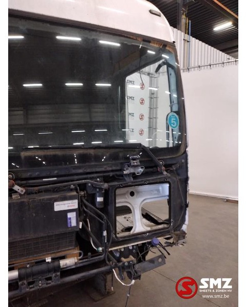 MAN Occ Cabine compleet MAN TGX euro 5 - Cabină și interior pentru Camion: Foto 3 MAN Occ Cabine compleet MAN TGX euro 5 - Cabină și interior pentru Camion: Foto 3