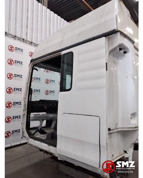 MAN Occ Cabine compleet MAN TGX euro 5 - Cabină și interior pentru Camion: Foto 5 MAN Occ Cabine compleet MAN TGX euro 5 - Cabină și interior pentru Camion: Foto 5