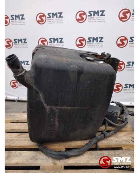 Mercedes-Benz Occ Adblue tank Mercedes Axor euro 5 - Sistem de alimentare combustibil pentru Camion: Foto 2 Mercedes-Benz Occ Adblue tank Mercedes Axor euro 5 - Sistem de alimentare combustibil pentru Camion: Foto 2