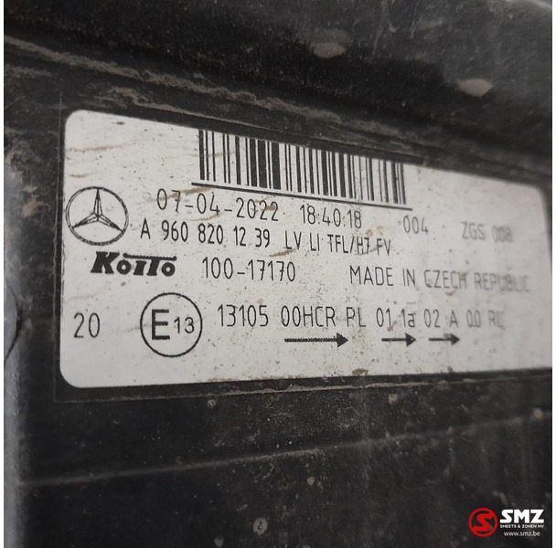 Mercedes-Benz Occ koplamp links Mercedes - Far pentru Camion: Foto 3 Mercedes-Benz Occ koplamp links Mercedes - Far pentru Camion: Foto 3