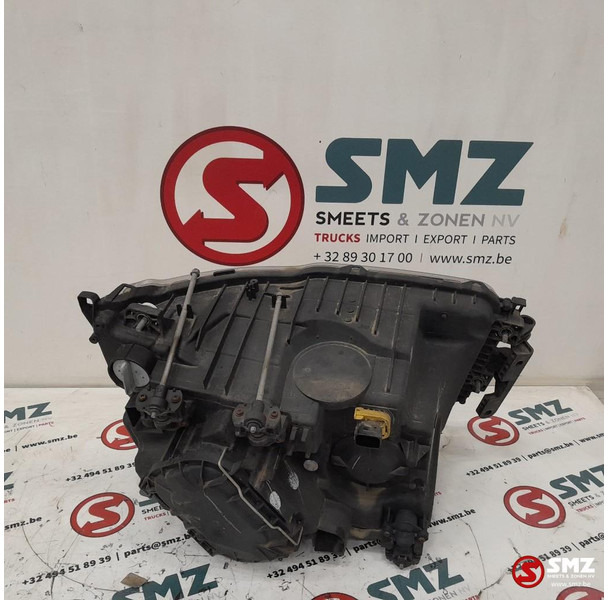 Mercedes-Benz Occ koplamp links Mercedes - Far pentru Camion: Foto 2 Mercedes-Benz Occ koplamp links Mercedes - Far pentru Camion: Foto 2