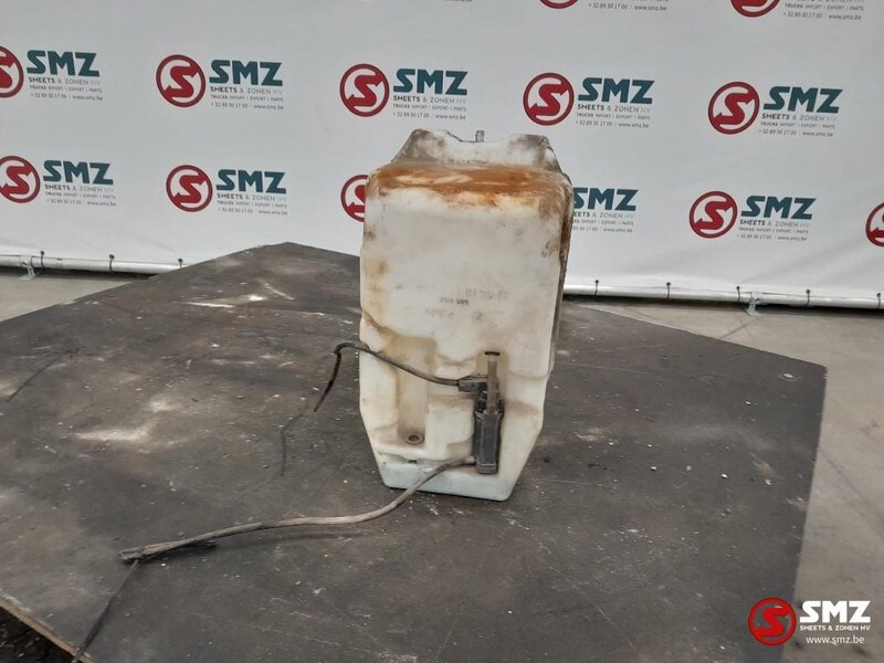 Mercedes-Benz Occ ruitenwisservloeistoftank Mercedes Atego A9738 - Ștergător pentru Camion: Foto 1 Mercedes-Benz Occ ruitenwisservloeistoftank Mercedes Atego A9738 - Ștergător pentru Camion: Foto 1