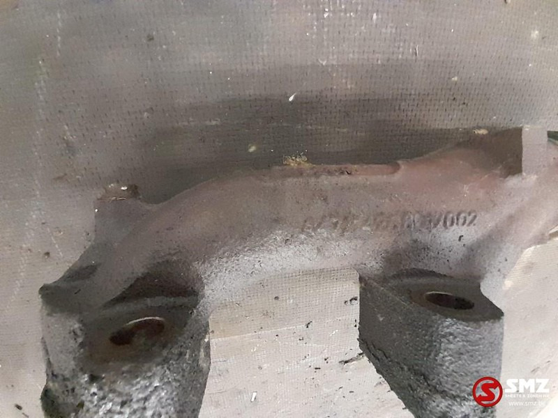 Mercedes-Benz Occ uitlaatspruitstuk Mercedes Actros MP4 A4711420 - Motor şi piese pentru Camion: Foto 3 Mercedes-Benz Occ uitlaatspruitstuk Mercedes Actros MP4 A4711420 - Motor şi piese pentru Camion: Foto 3