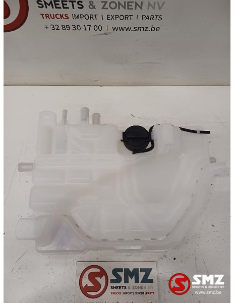Mercedes-Benz Ruitensproeierreservoir Mercedes - Ștergător pentru Camion: Foto 1 Mercedes-Benz Ruitensproeierreservoir Mercedes - Ștergător pentru Camion: Foto 1