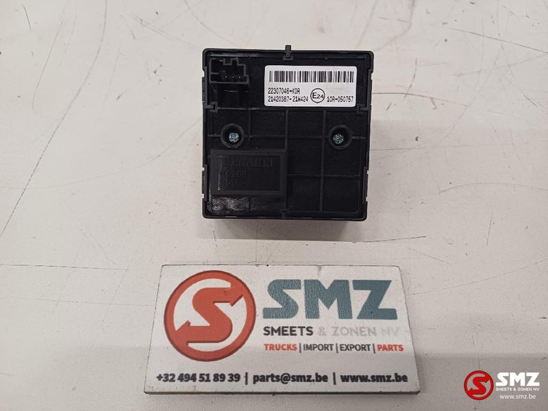 Renault Occ cruise control schakelaar Renault - Sistem electric pentru Camion: Foto 2 Renault Occ cruise control schakelaar Renault - Sistem electric pentru Camion: Foto 2