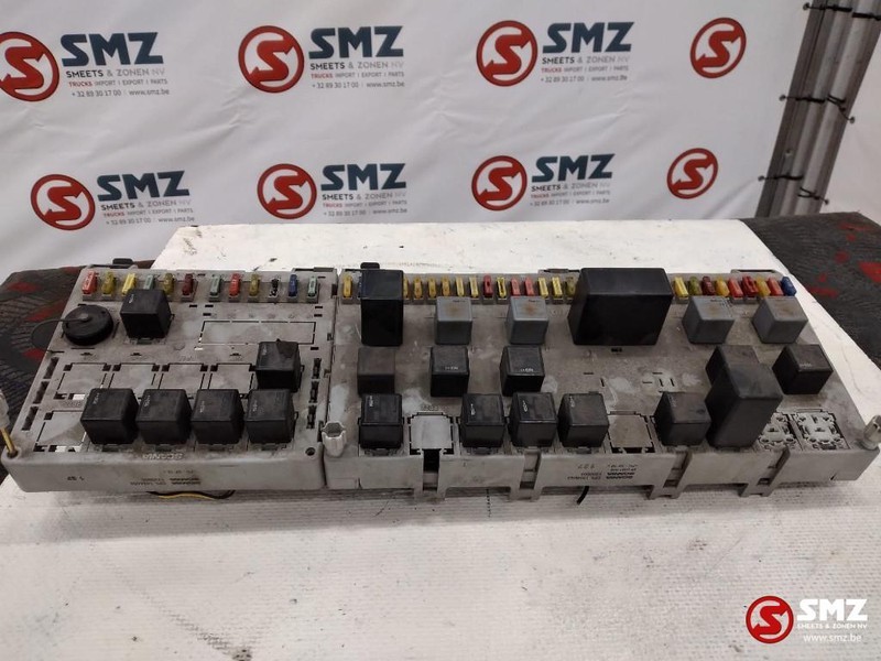 Scania Occ Zekeringskast Scania 4-serie - Siguranță pentru Camion: Foto 1 Scania Occ Zekeringskast Scania 4-serie - Siguranță pentru Camion: Foto 1