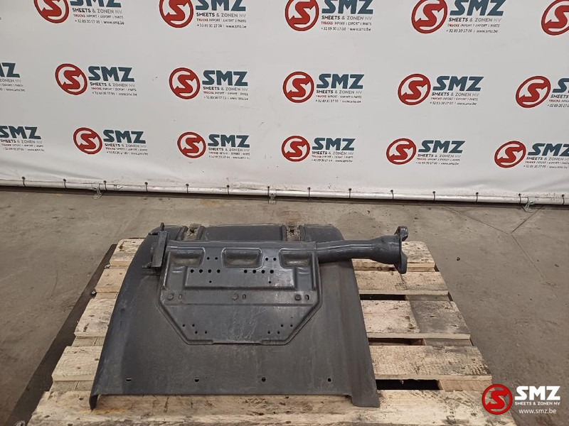 Scania Occ spatbord achteraan links vooraan rechts Scania - Caroserie și exterior pentru Camion: Foto 1 Scania Occ spatbord achteraan links vooraan rechts Scania - Caroserie și exterior pentru Camion: Foto 1